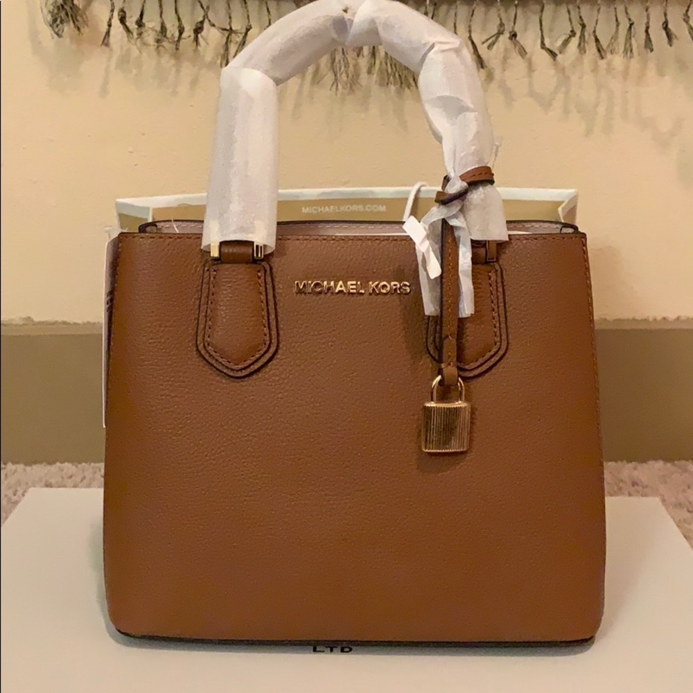 NEW Michael Kors Crossbody